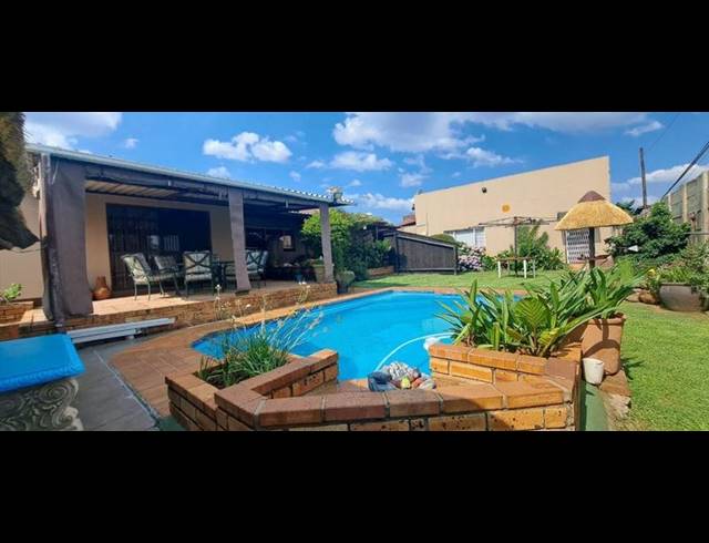 3 BEDROOM HOUSE FOR SALE IN NORTHMEAD